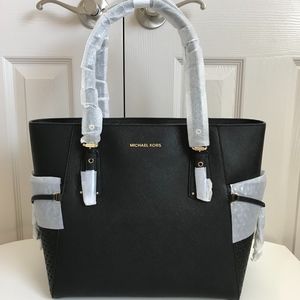 Michael Kors Voyager East West Tote